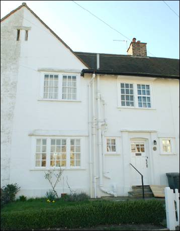 047 Erskine Hill